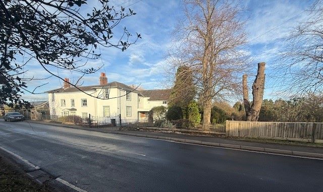 The Limes, Chelmsford Road, Purleigh, Chelmsford, Essex, CM3 6PN