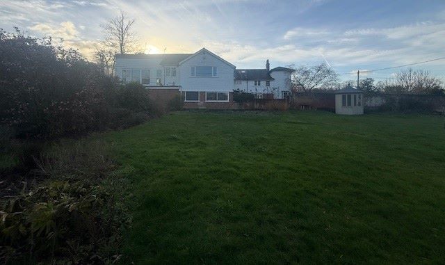 The Limes, Chelmsford Road, Purleigh, Chelmsford, Essex, CM3 6PN