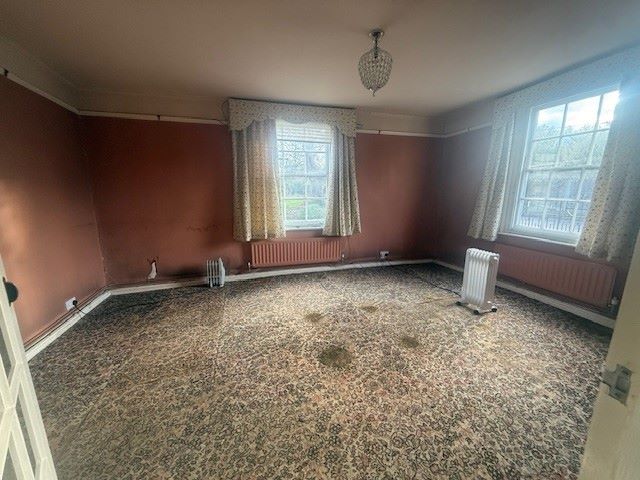 The Limes, Chelmsford Road, Purleigh, Chelmsford, Essex, CM3 6PN