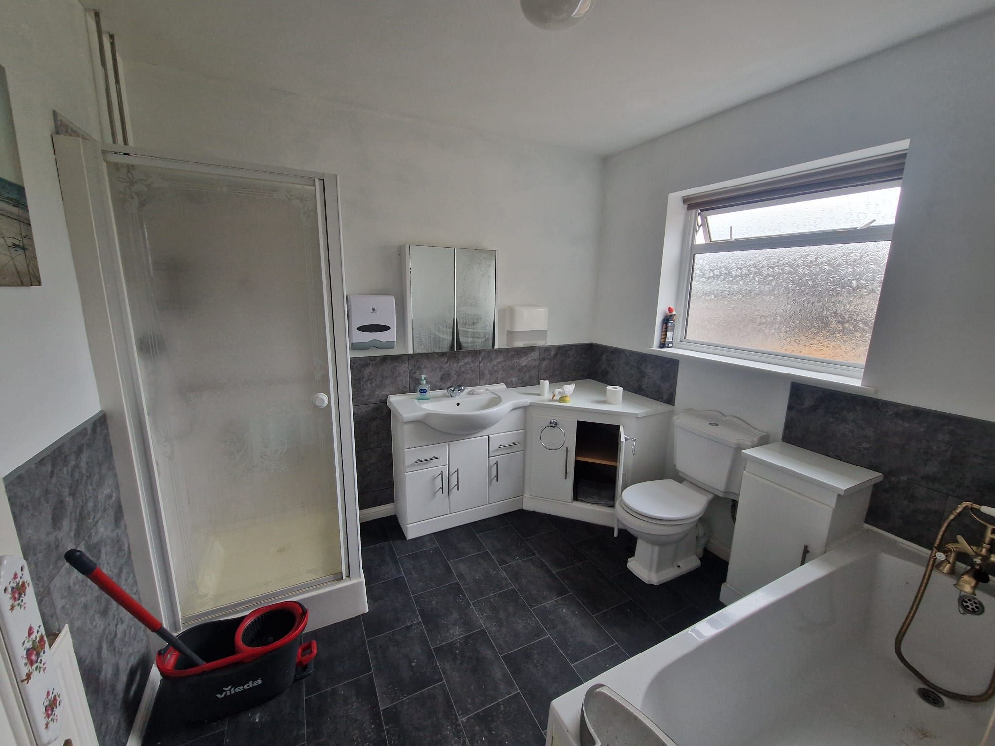 12 Elmtree Road, Basildon, Essex, SS16 4TN