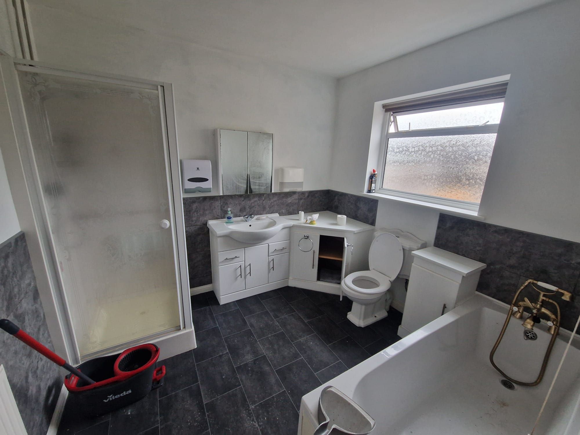 12 Elmtree Road, Basildon, Essex, SS16 4TN