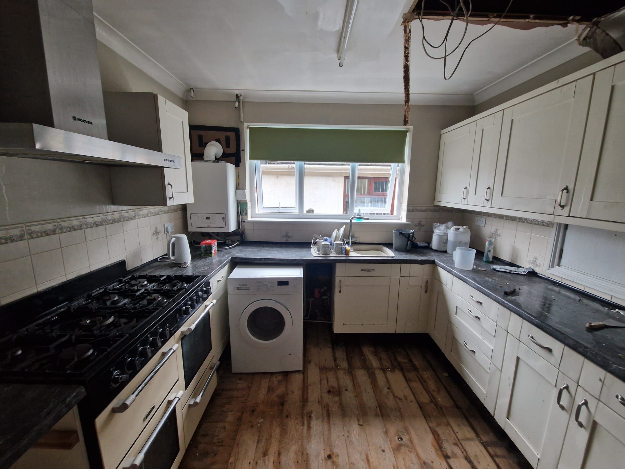 12 Elmtree Road, Basildon, Essex, SS16 4TN