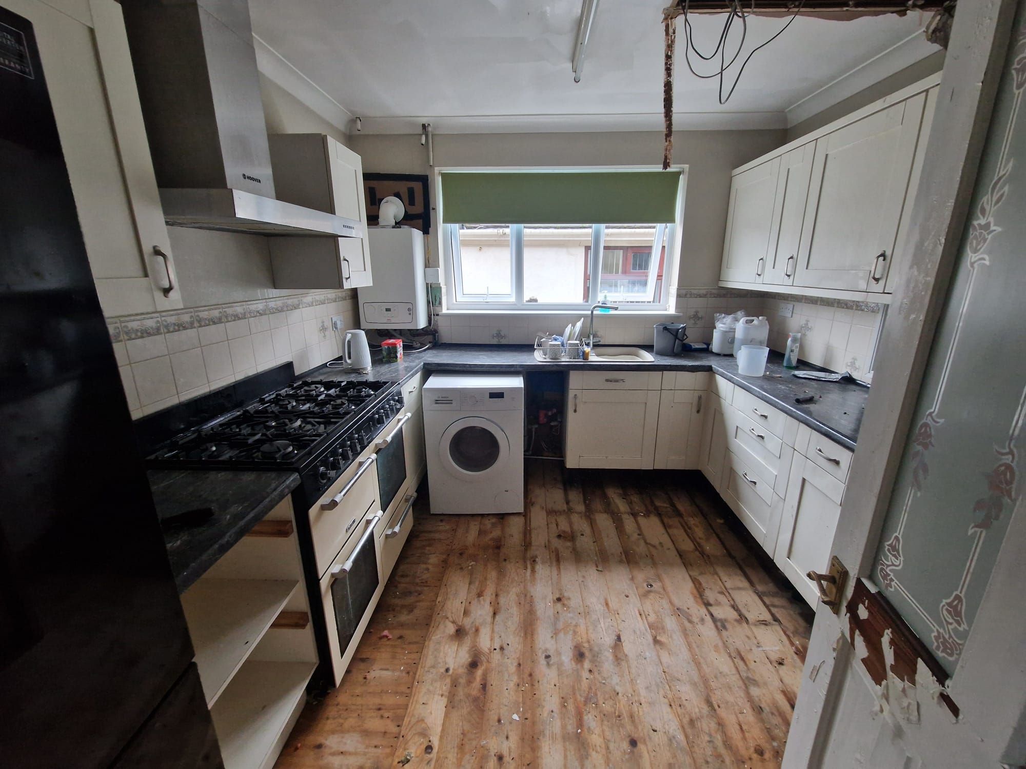 12 Elmtree Road, Basildon, Essex, SS16 4TN