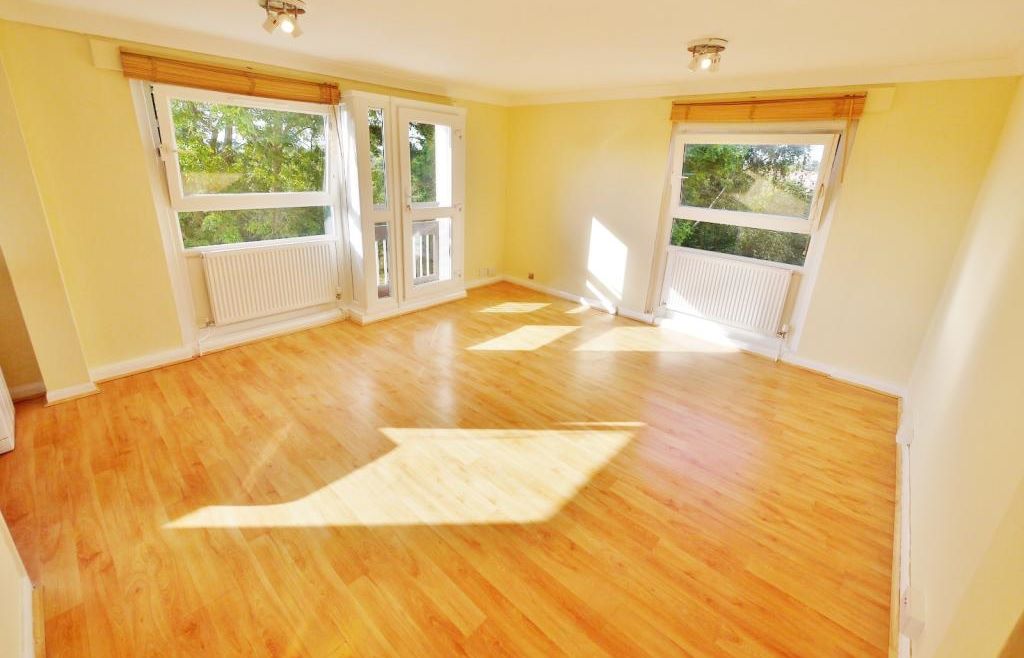 99 Drake House, Sir Francis Way, Brentwood, Essex, CM14 4TG