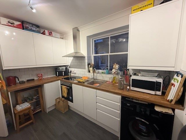 33 Albert Walk, Felixstowe, Suffolk, IP11 7AS