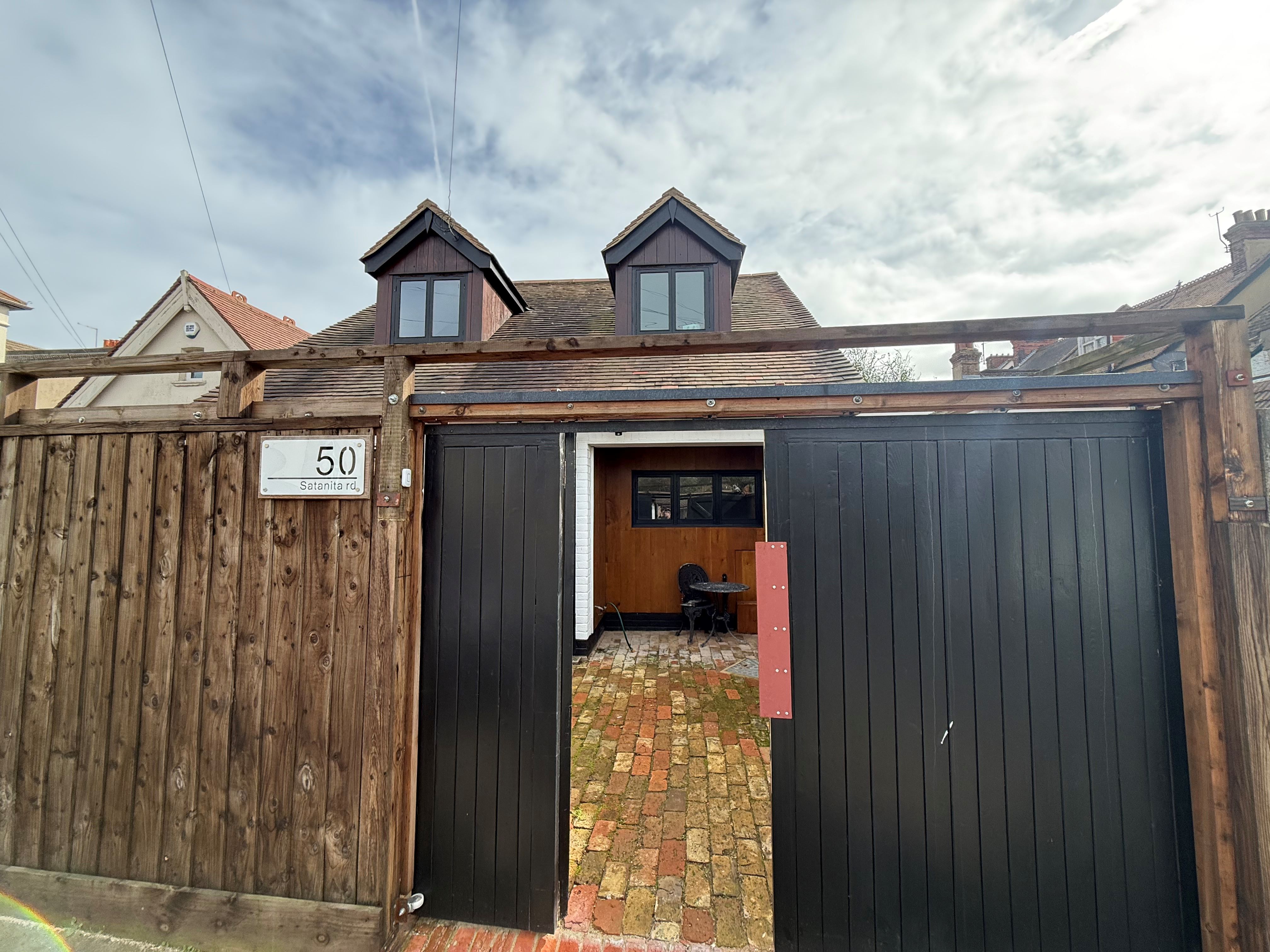 50 Satanita Road, Westcliff on Sea, Essex, SS0 8DE