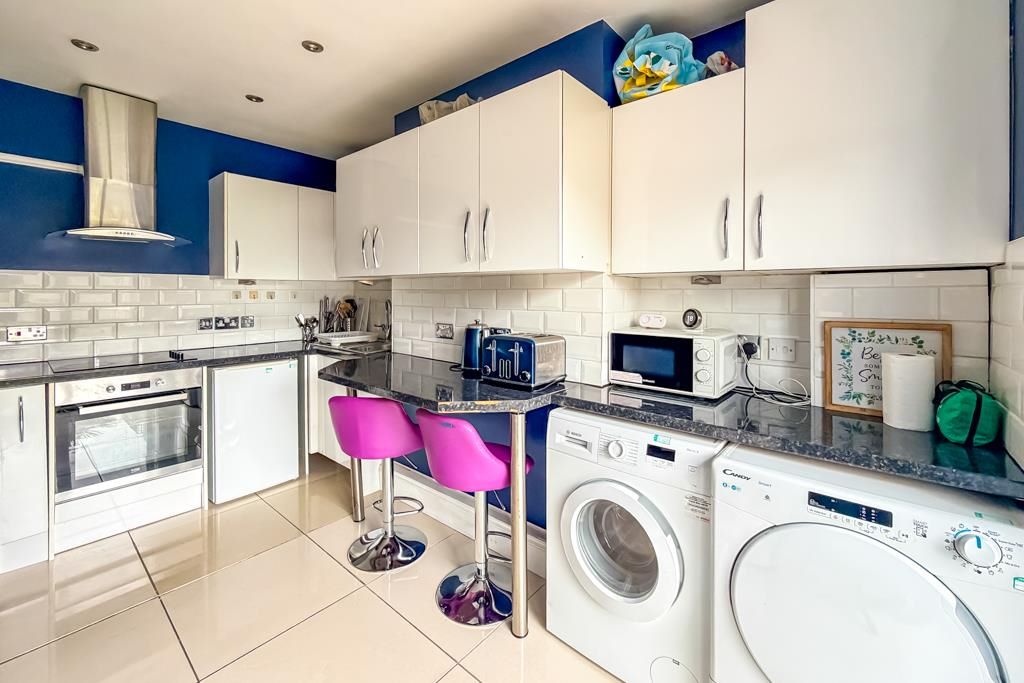 153 Northview Drive, Westcliff-on-Sea, Essex, SS0 9ND