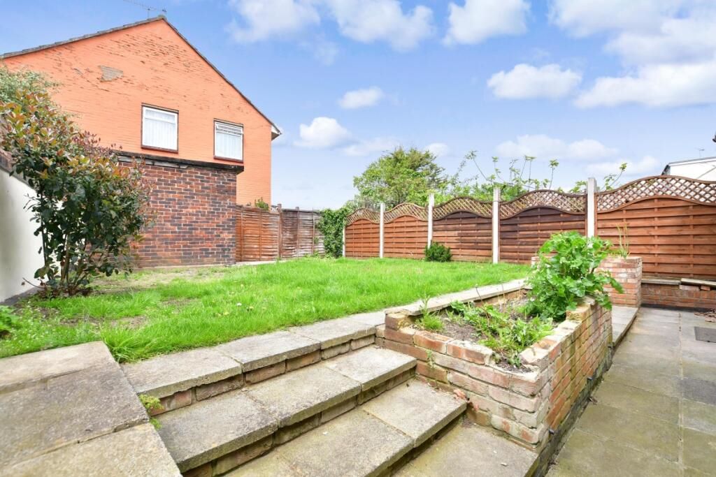 1 Grimston Road, Basildon, Essex, SS14 3NG