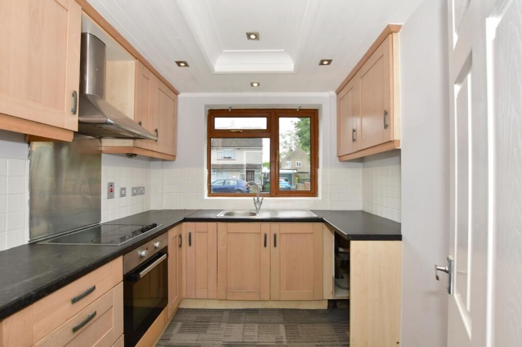 1 Grimston Road, Basildon, Essex, SS14 3NG