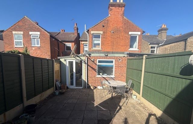 37 King Stephen Road, Colchester, Essex, CO1 2DS