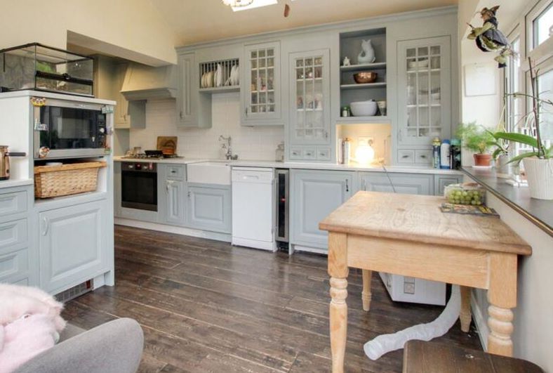 33 Laurel Avenue, Wickford, Essex, SS12 0BH