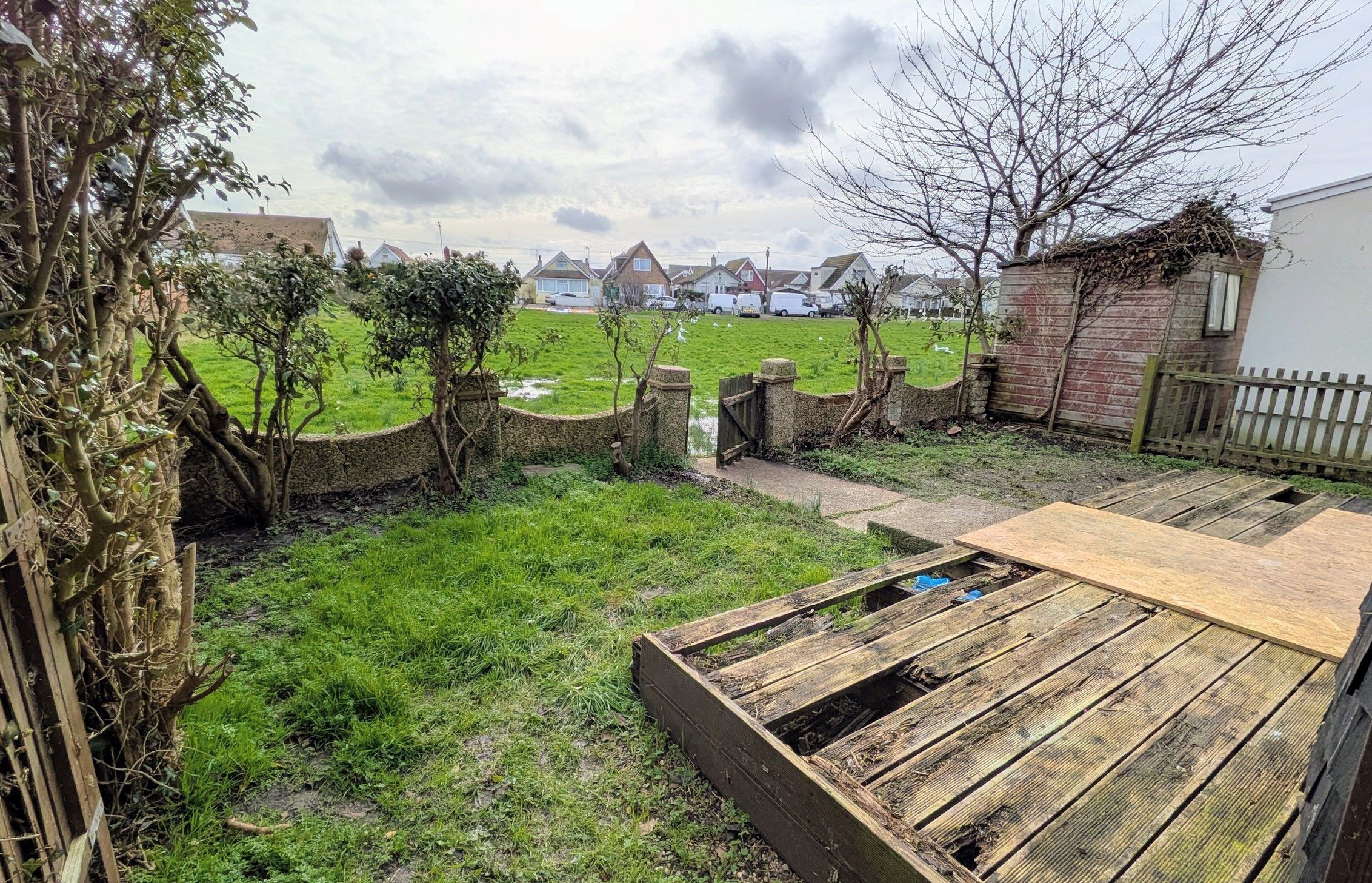 133 Meadow Way, Jaywick, Clacton-on-Sea, Essex, CO15 2HA