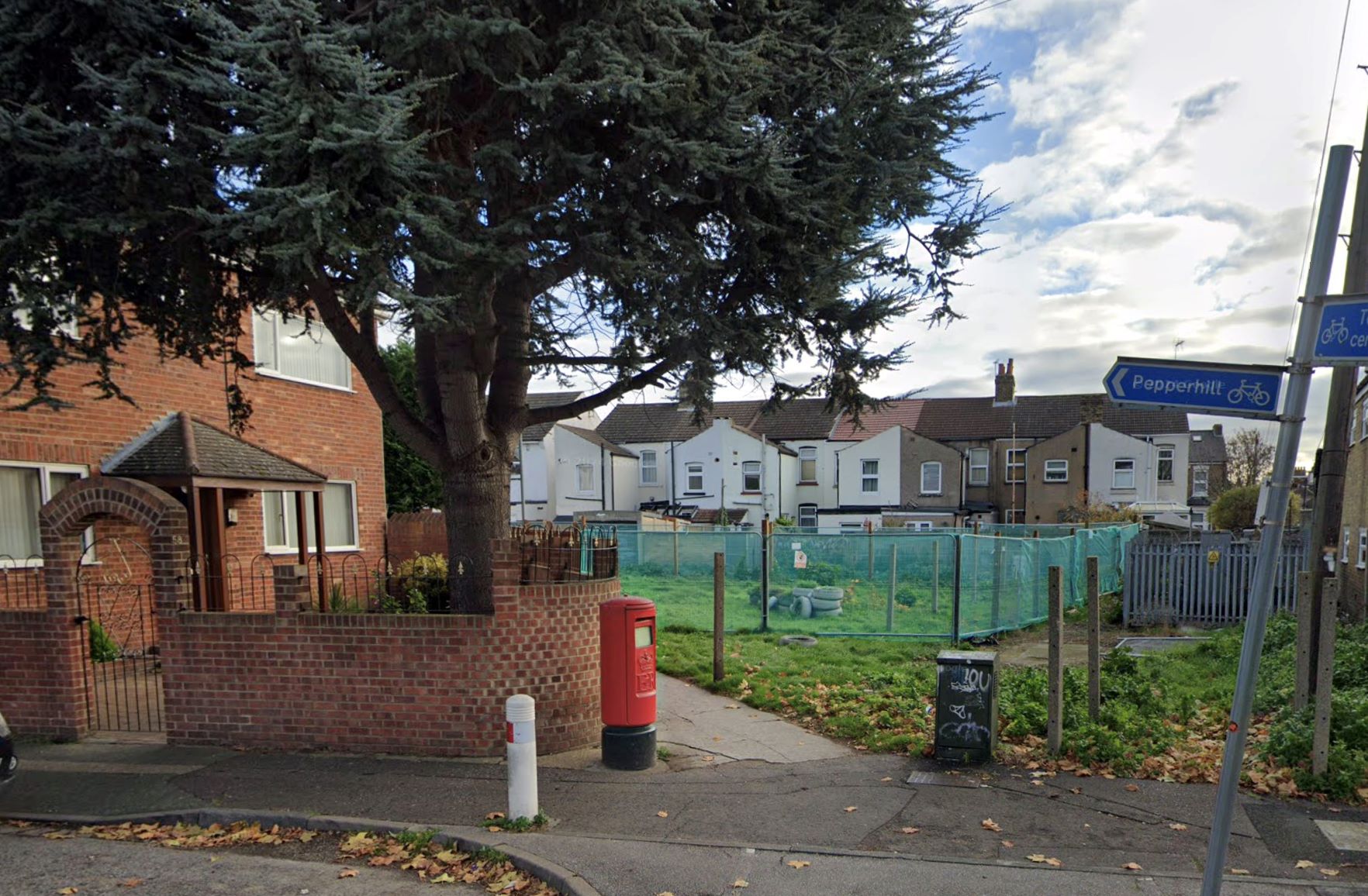 Land on the east side of, Five Ash Road, Gravesend, Kent, DA11 0RG