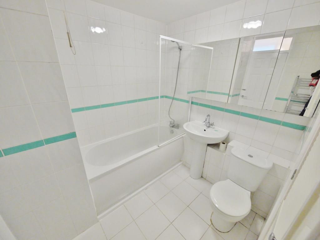 99 Drake House, Sir Francis Way, Brentwood, Essex, CM14 4TG