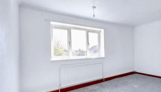 12 Windermere Avenue, Harworth, Doncaster, South Yorkshire, DN11 8HR