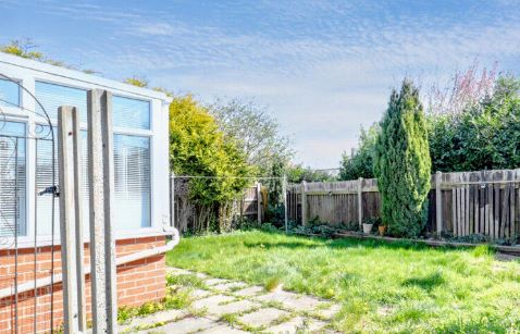 12 Windermere Avenue, Harworth, Doncaster, South Yorkshire, DN11 8HR