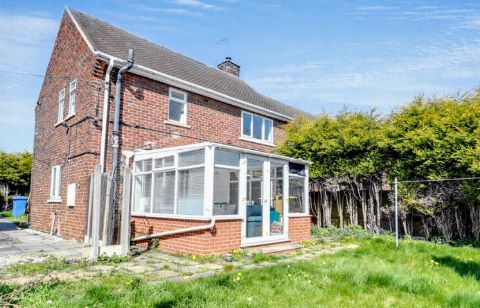 12 Windermere Avenue, Harworth, Doncaster, South Yorkshire, DN11 8HR