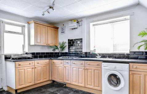 12 Windermere Avenue, Harworth, Doncaster, South Yorkshire, DN11 8HR