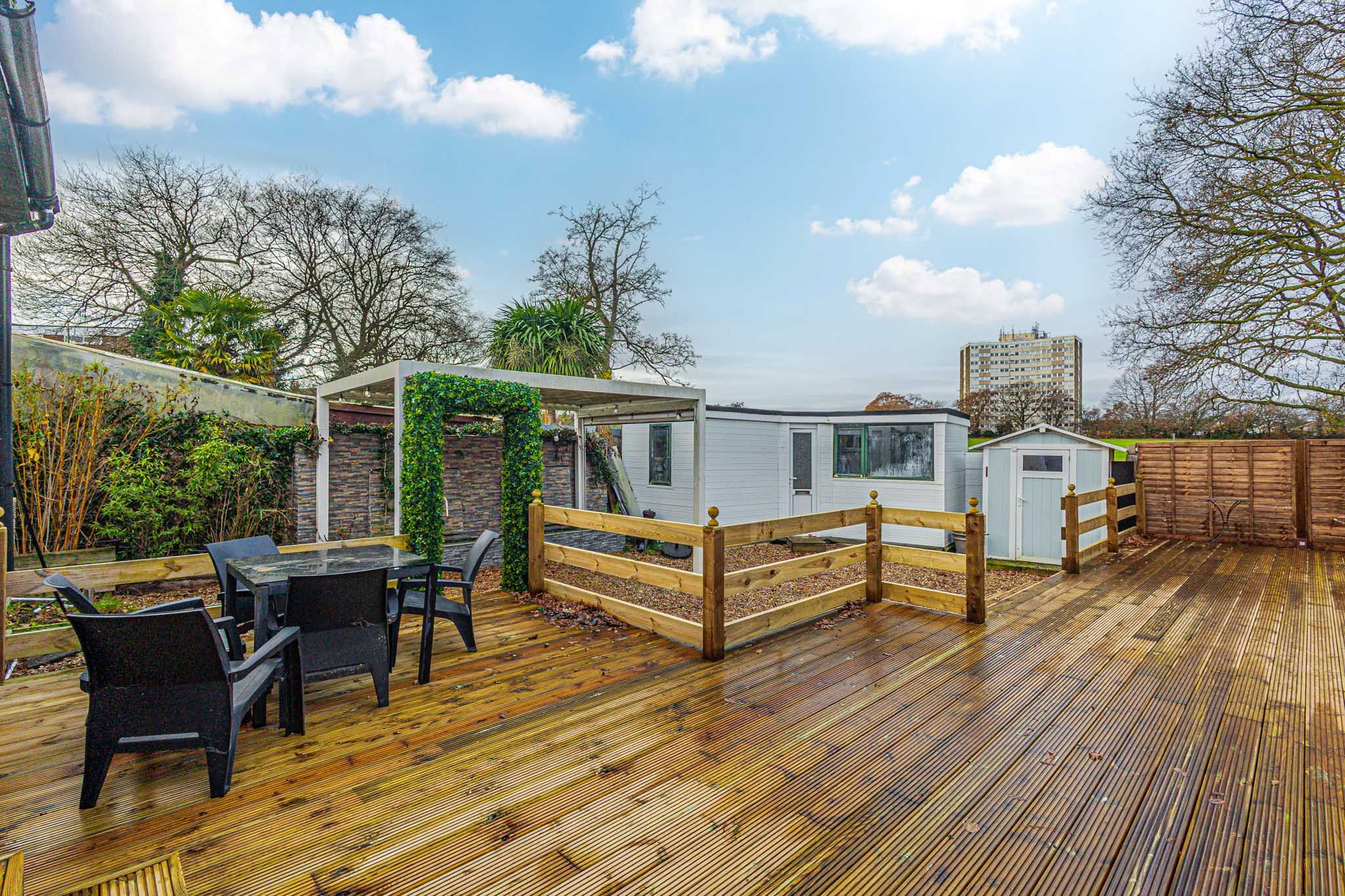 31 Park Avenue, Leigh-on-Sea, Essex, SS9 5XB