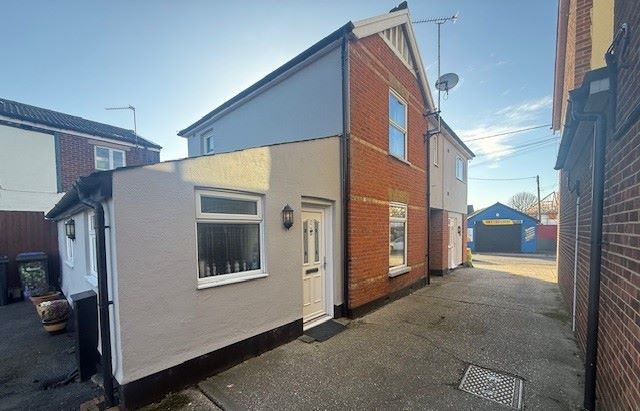 Providence Cottage, The Street, Hatfield Peverel, Chelmsford, Essex, CM3 2EA