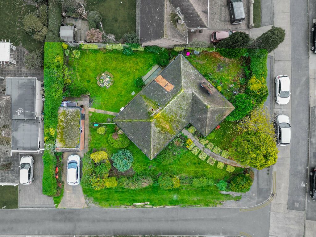 11 Dyke Crescent, Canvey Island, Essex, SS8 0QF