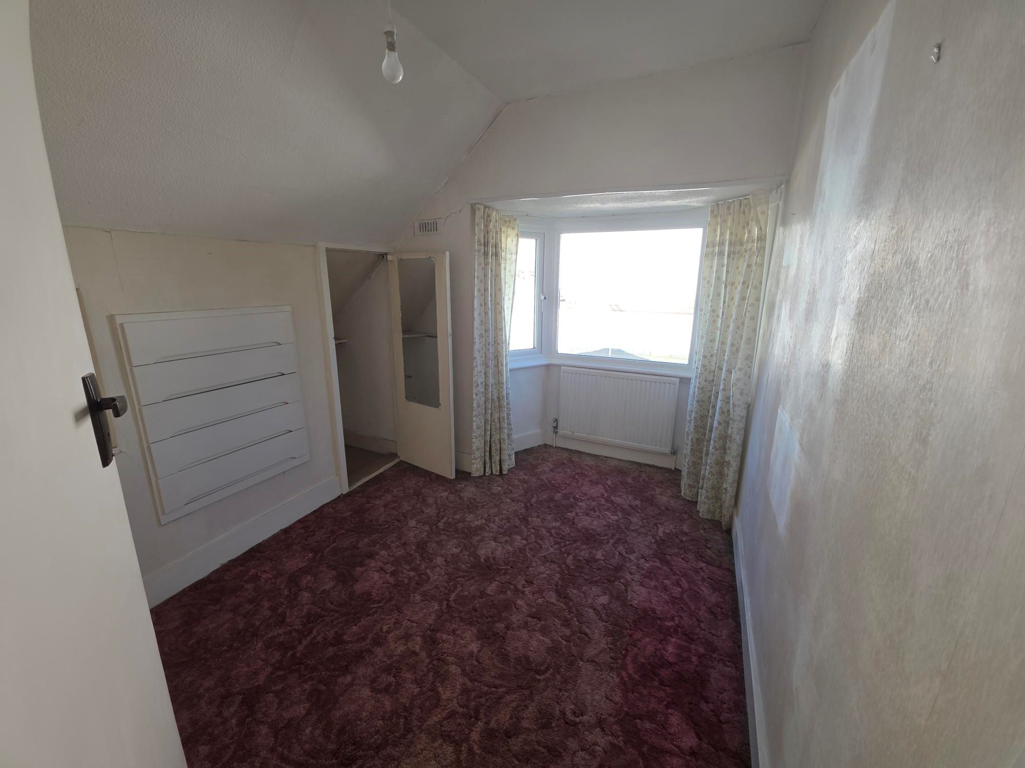 50 Sidwell Avenue, Benfleet, Essex, SS7 1LF