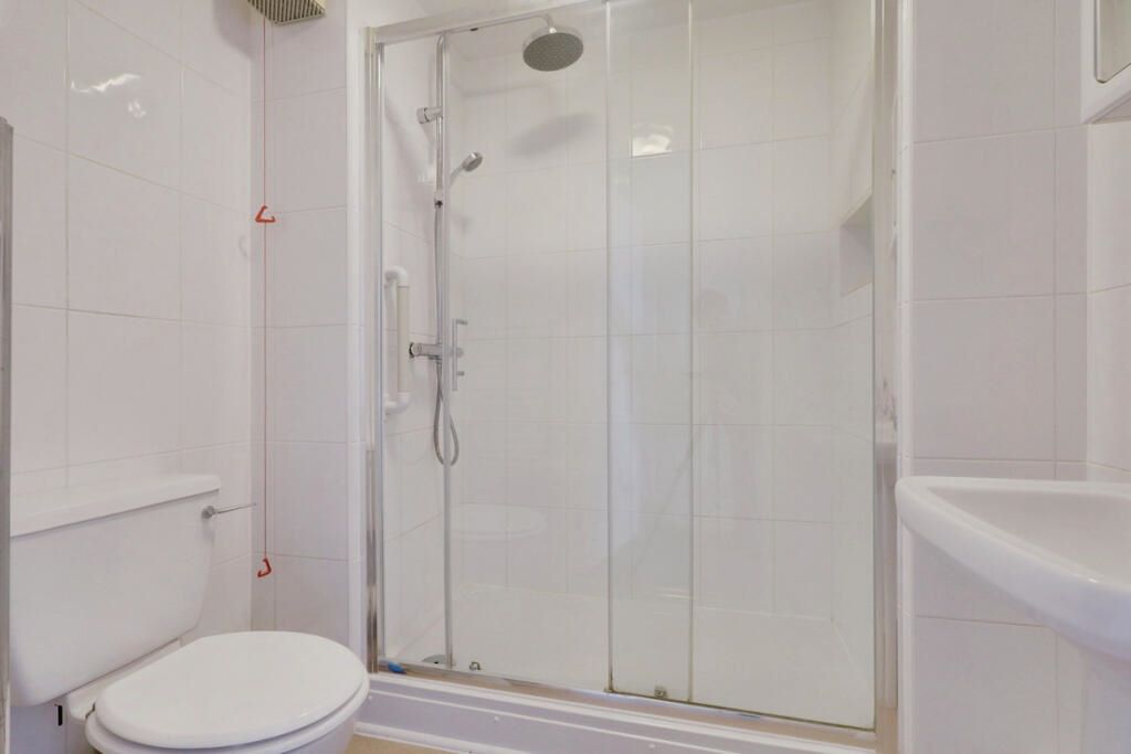Flat 24 Burges Court, Station Road, Southend-on-Sea, Essex, SS1 3EP