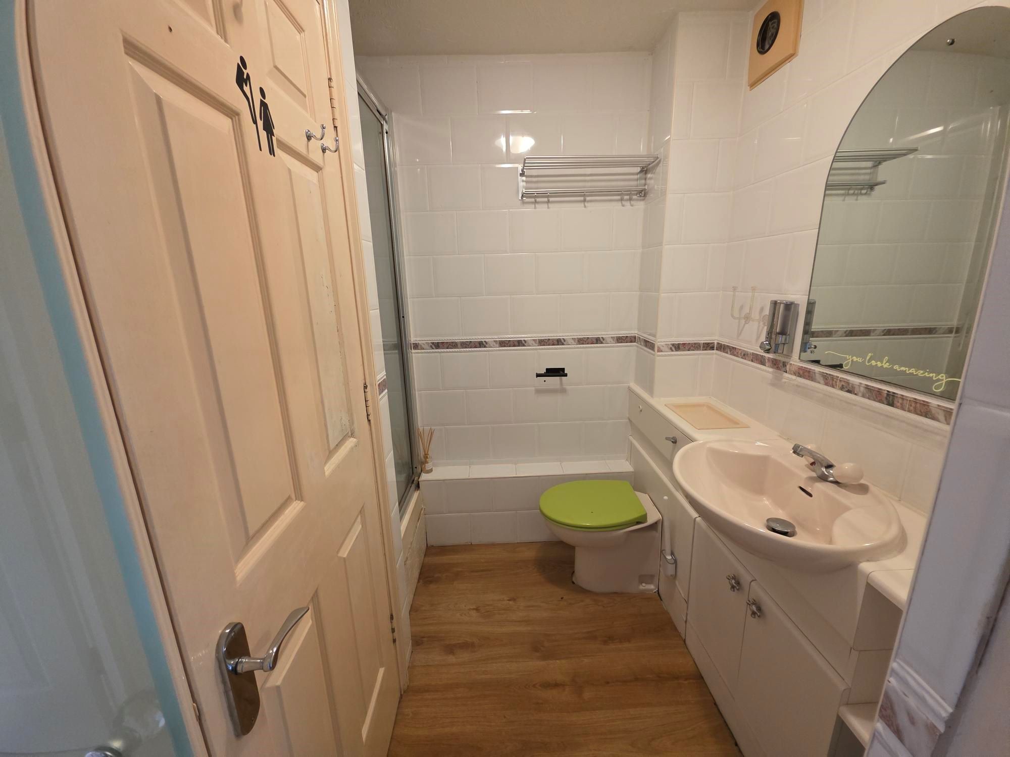 19 Armada Court, Chafford Hundred, Grays, Essex, RM16 6QU