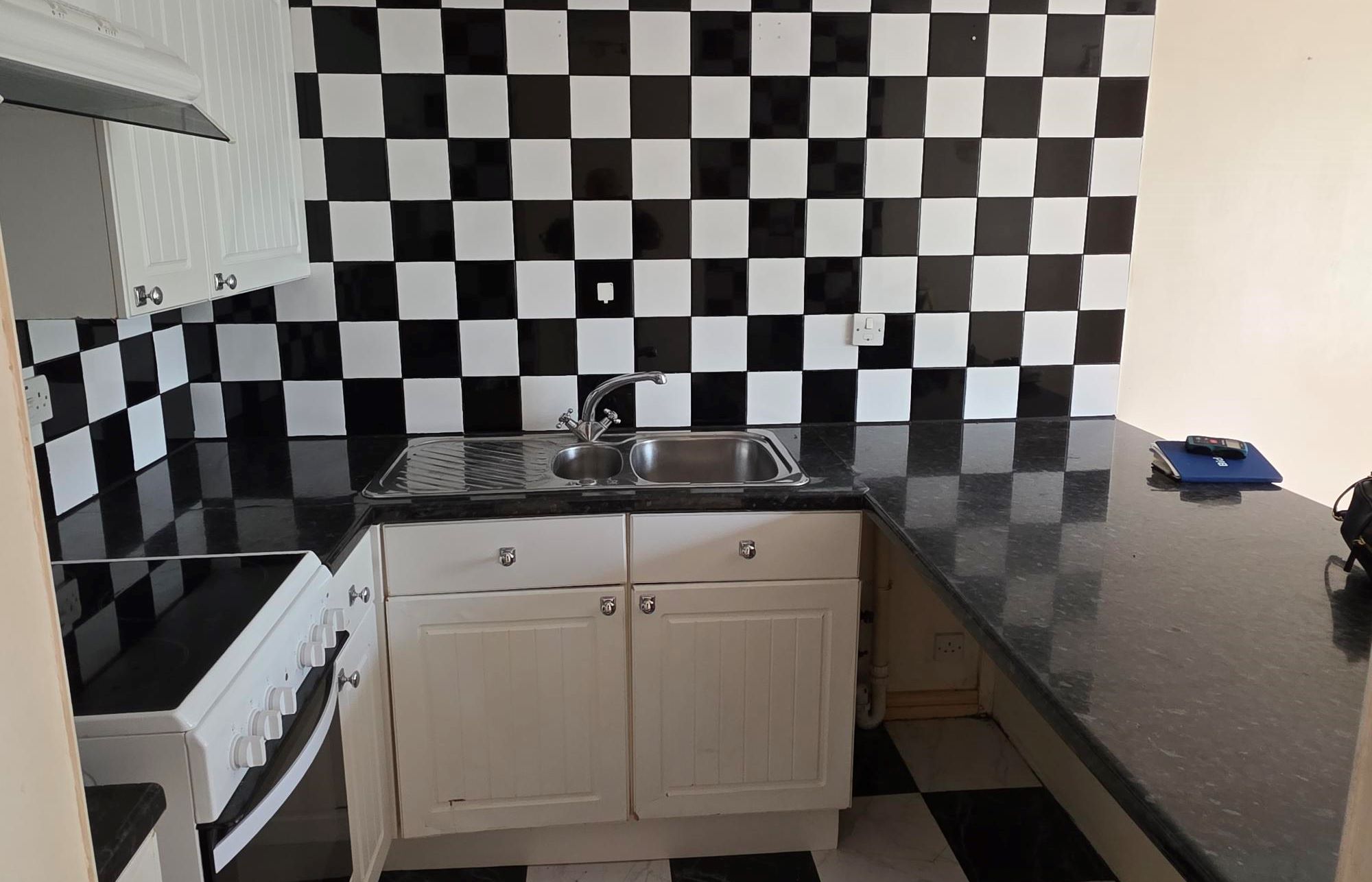 19 Armada Court, Chafford Hundred, Grays, Essex, RM16 6QU