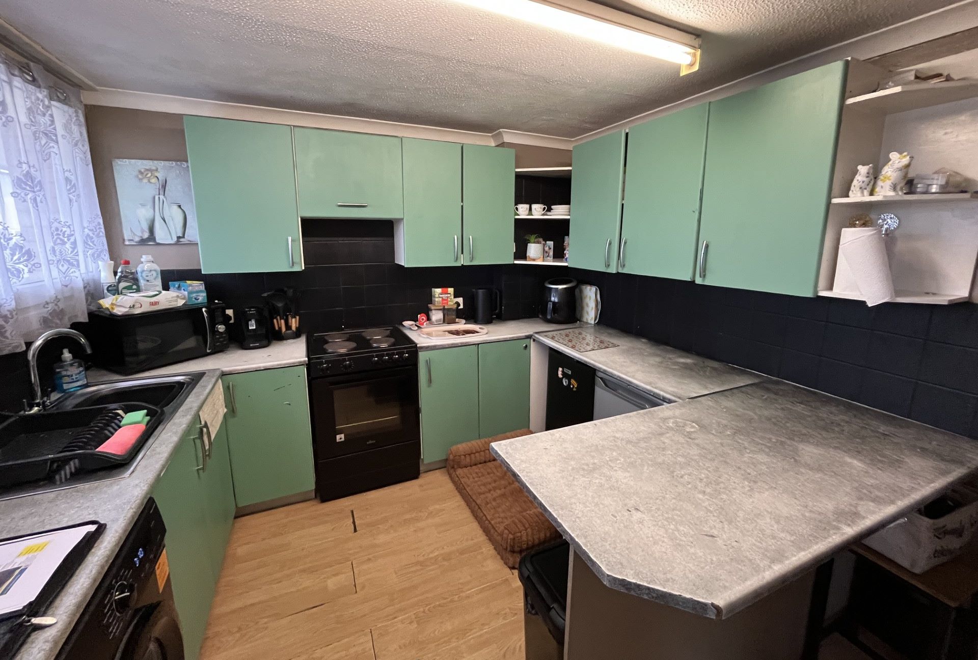 46 Craylands, Basildon, Essex, SS14 3RH