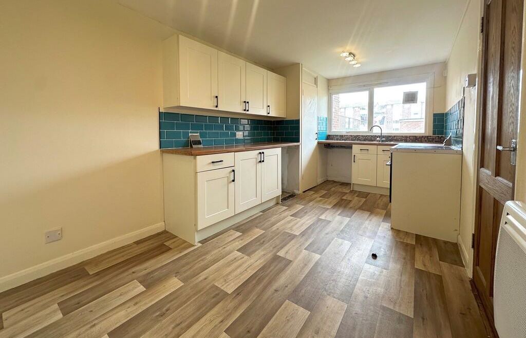 11 Lumsden Road, Southsea, Hampshire, PO4 9LN