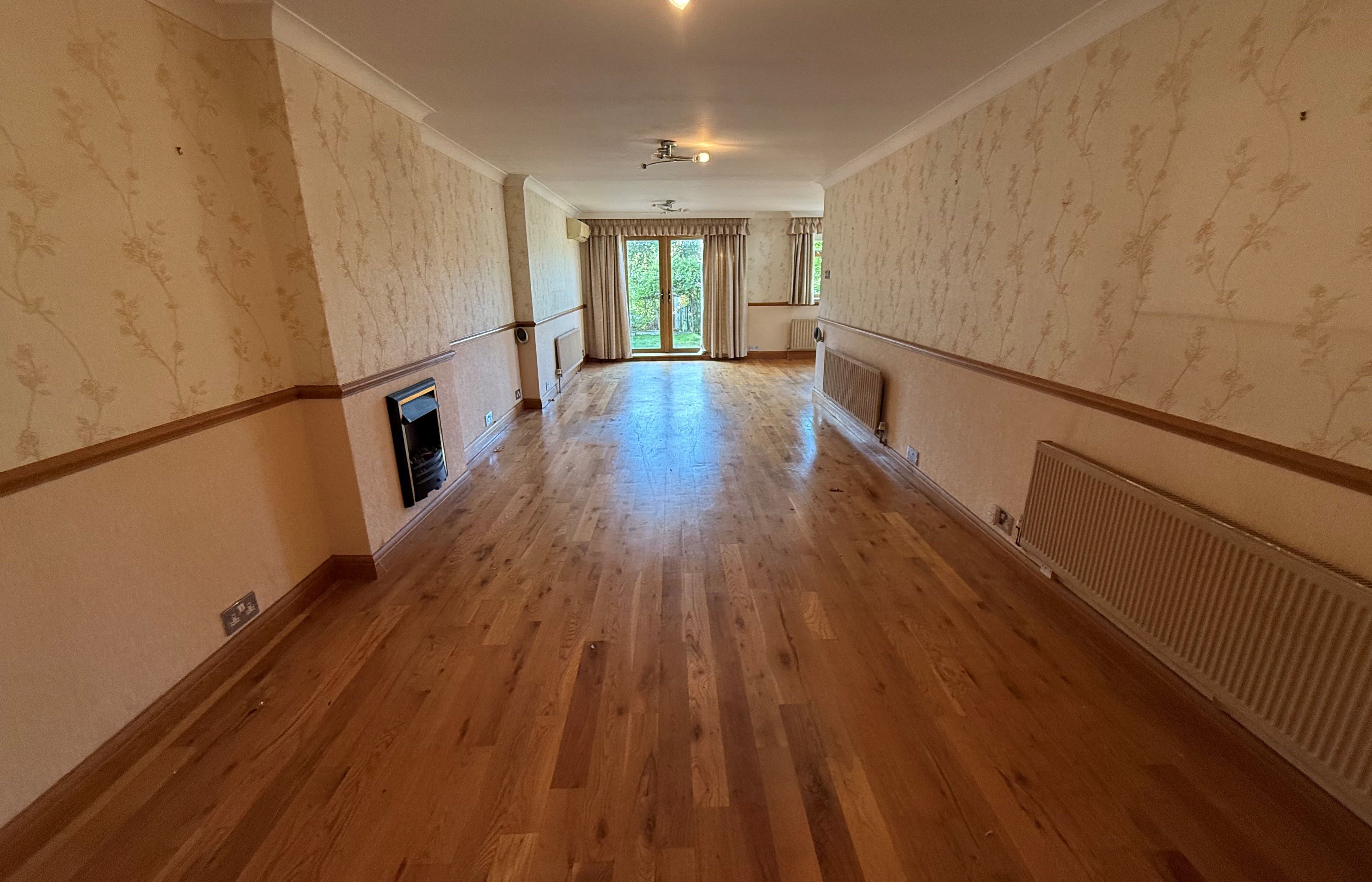 190 Eastwood Road, Rayleigh, Essex, SS6 7LY