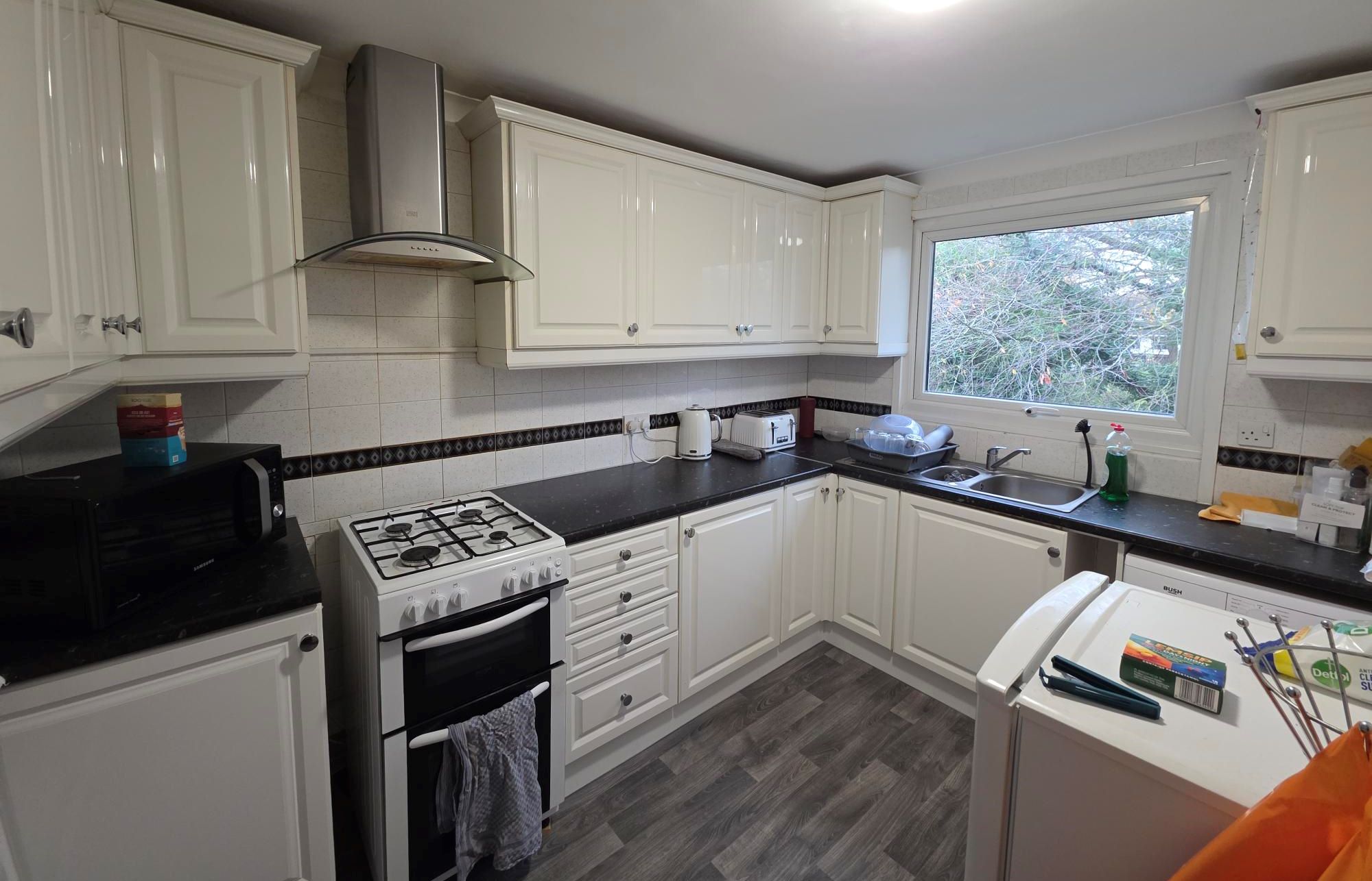 8 Hitchin Close, Romford, Essex, RM3 7EG