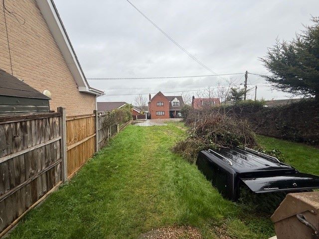 Rose Cottage, 55 Oakmead Road, St. Osyth, Clacton-on-Sea, Essex, CO16 8NW