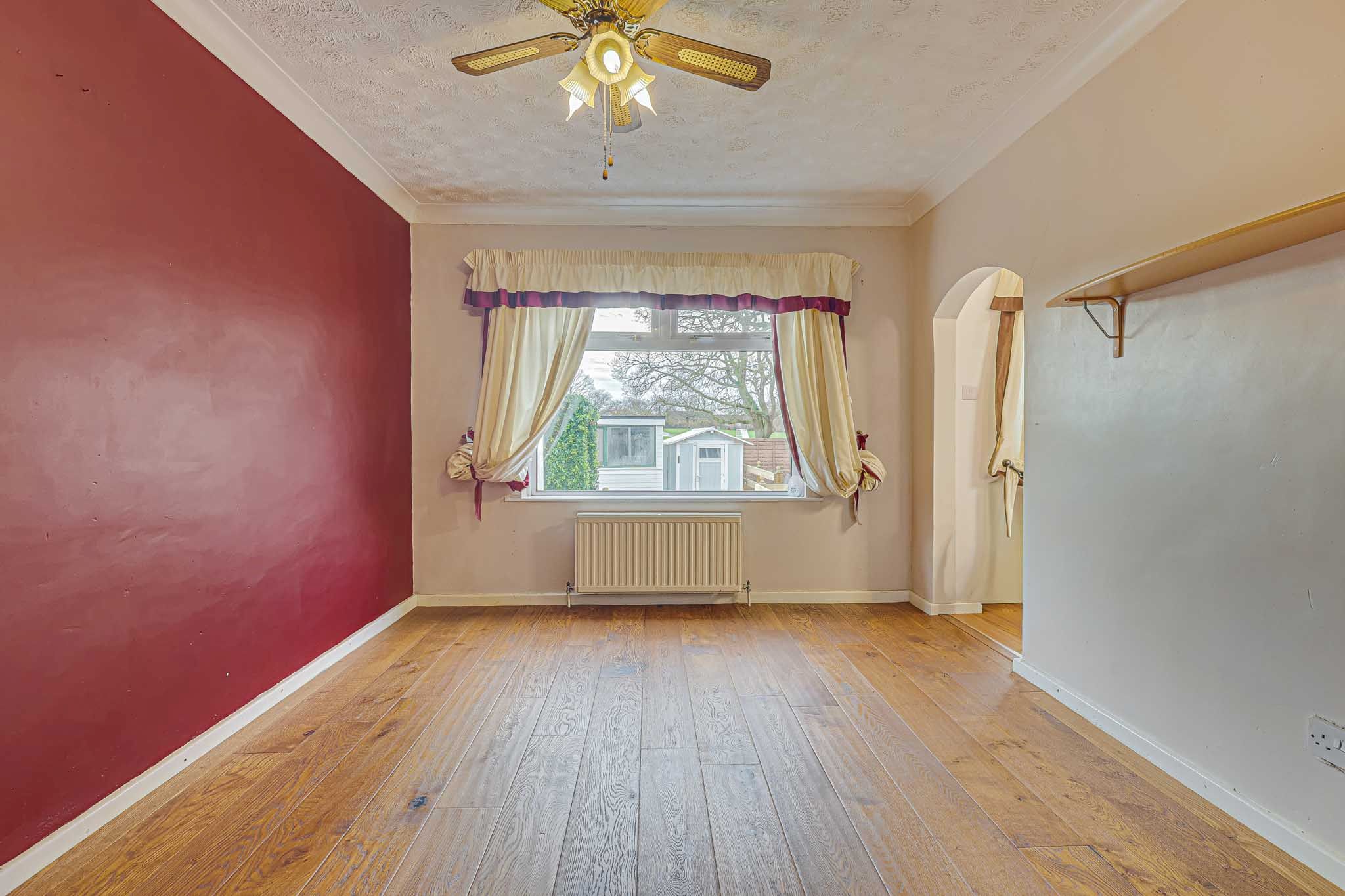 31 Park Avenue, Leigh-on-Sea, Essex, SS9 5XB