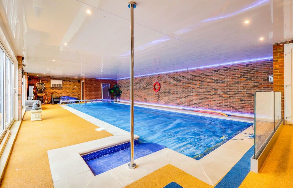 31 Park Avenue, Leigh-on-Sea, Essex, SS9 5XB