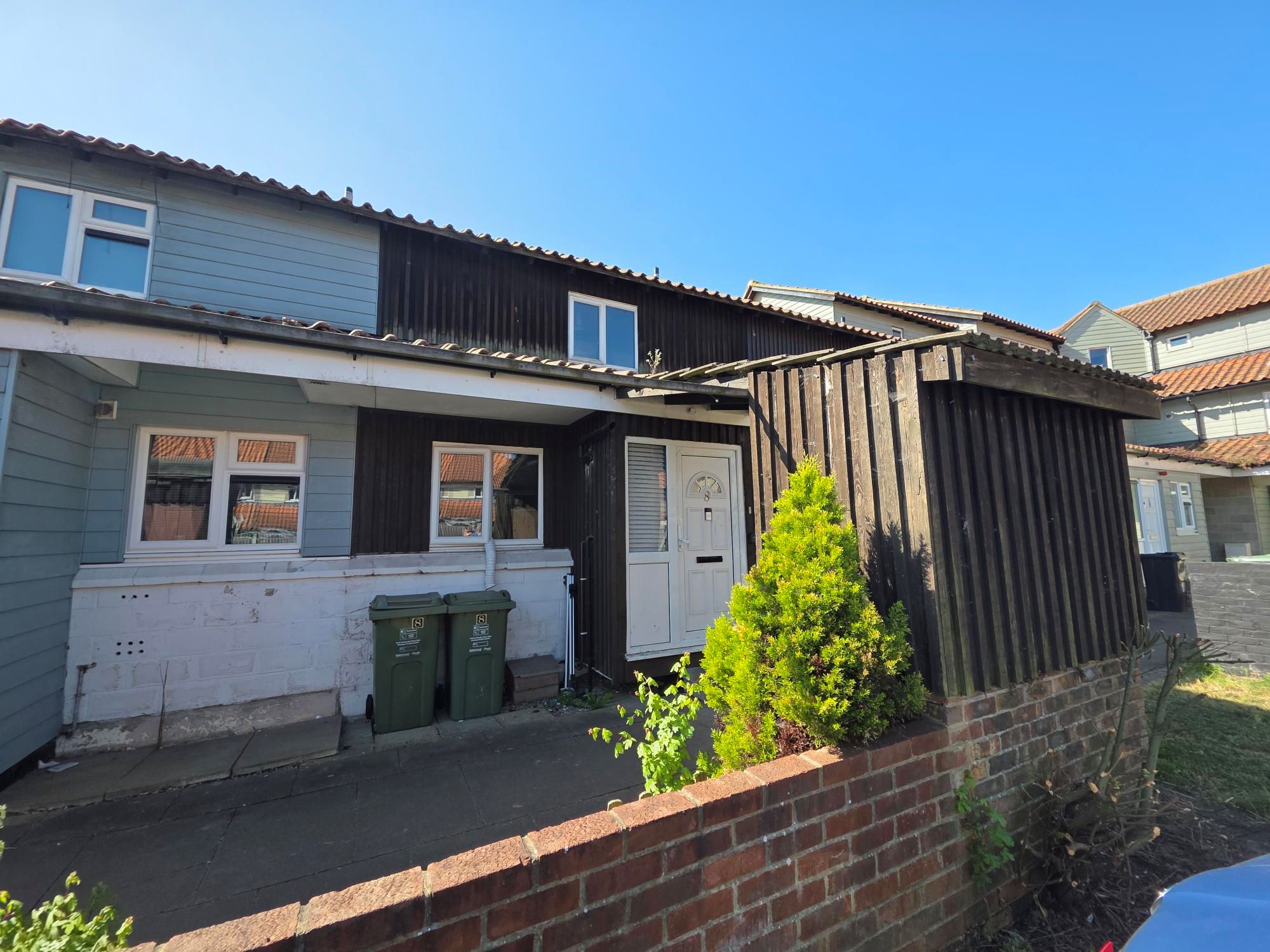 8 Winstree, Basildon, Essex, SS13 1PG