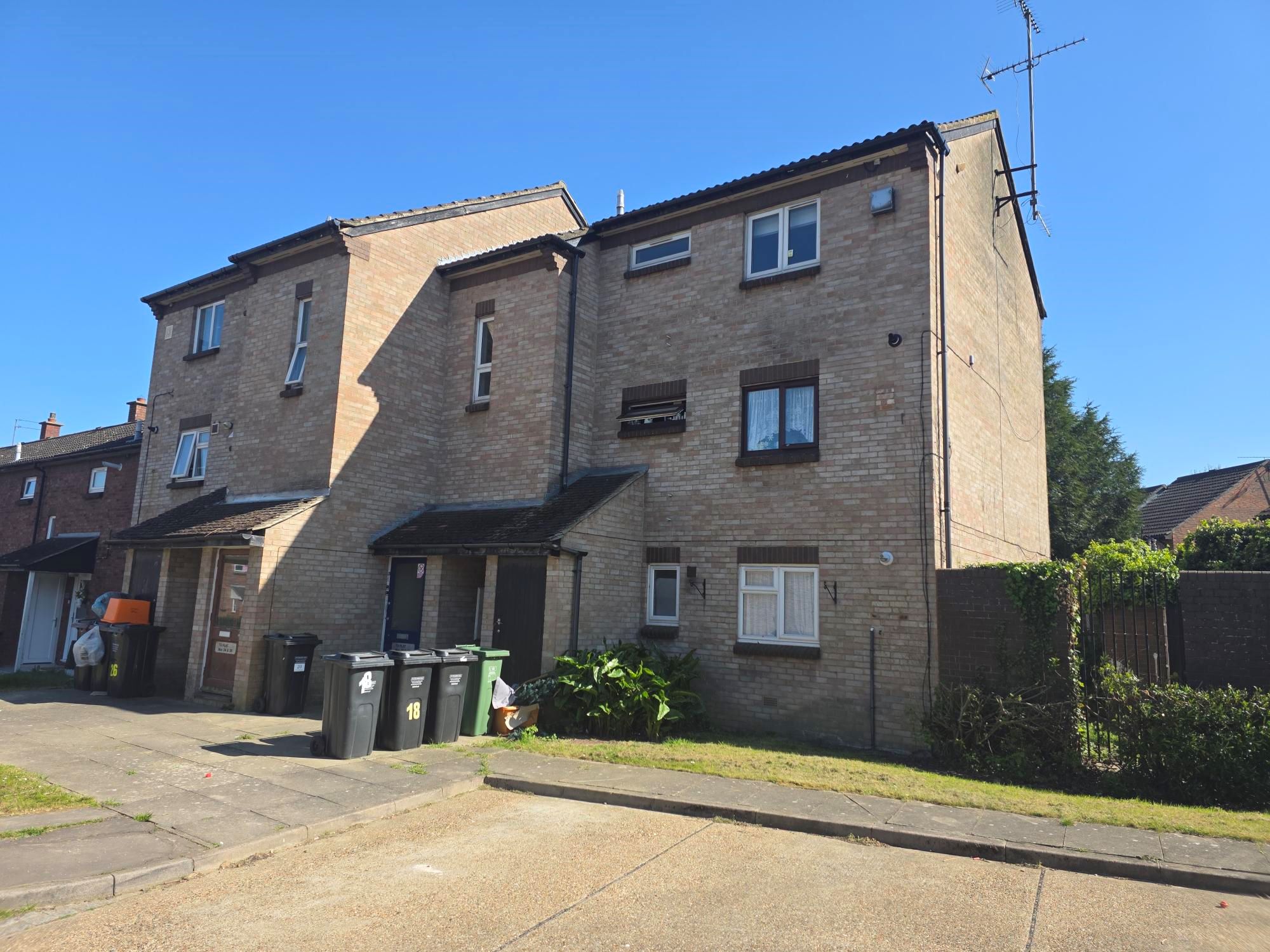 18 Hollands Walk, Basildon, Essex, SS16 4QQ