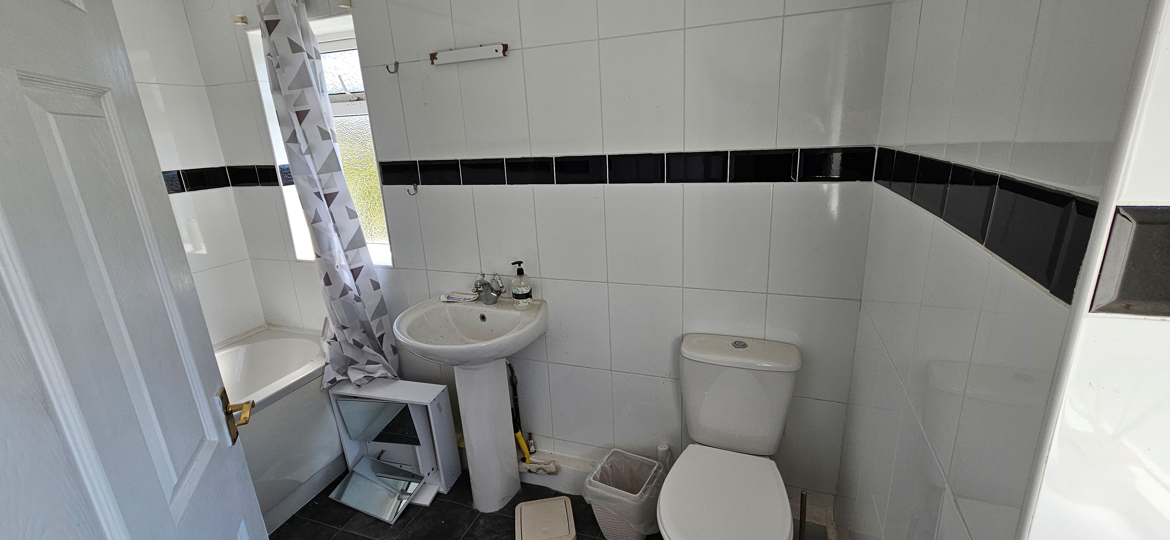 12 Windermere Avenue, Harworth, Doncaster, South Yorkshire, DN11 8HR