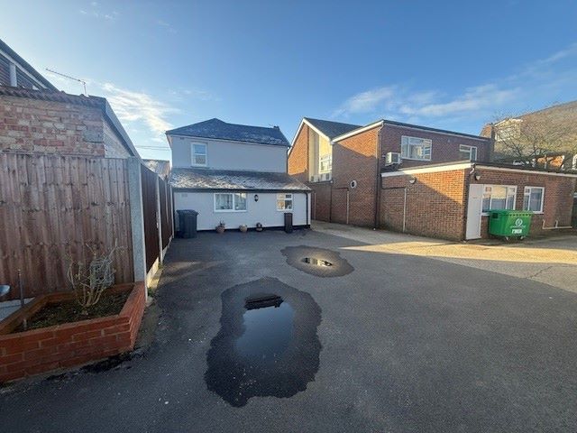 Providence Cottage, The Street, Hatfield Peverel, Chelmsford, Essex, CM3 2EA