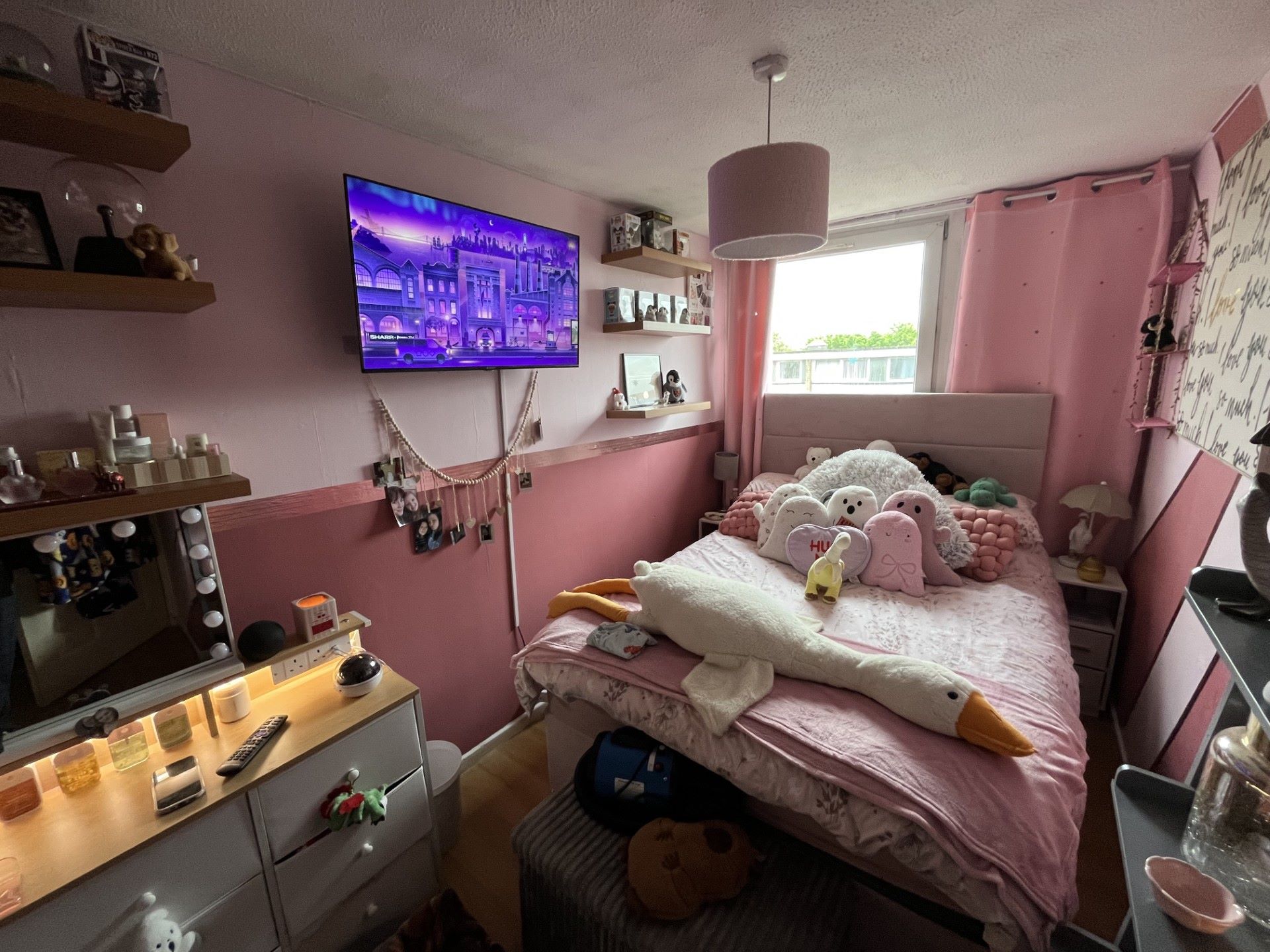 46 Craylands, Basildon, Essex, SS14 3RH
