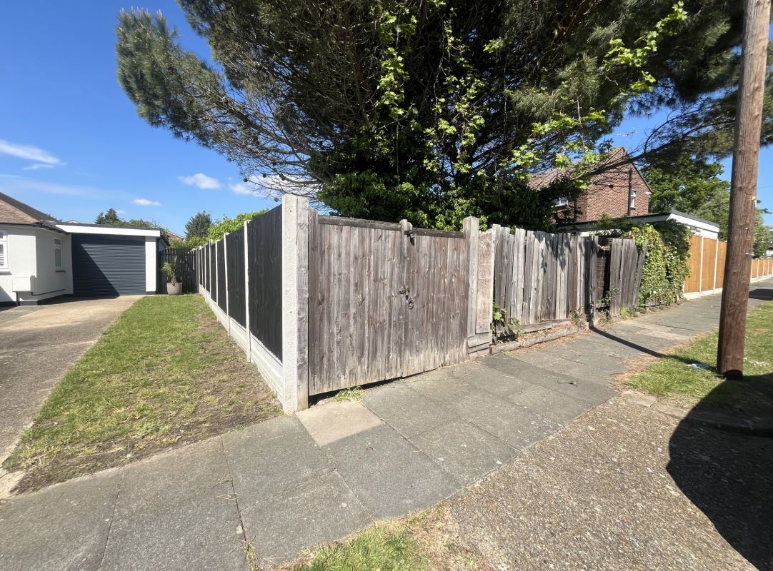 Land on the west side of, Station Road, Leigh on Sea, Essex, SS9 3BP