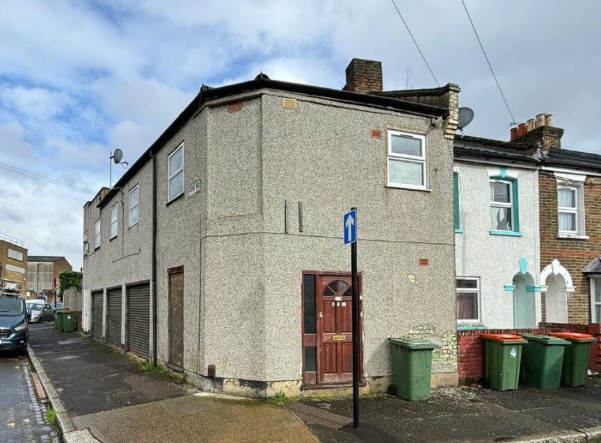d, 9-11 Adine Rd, London E13 8LL