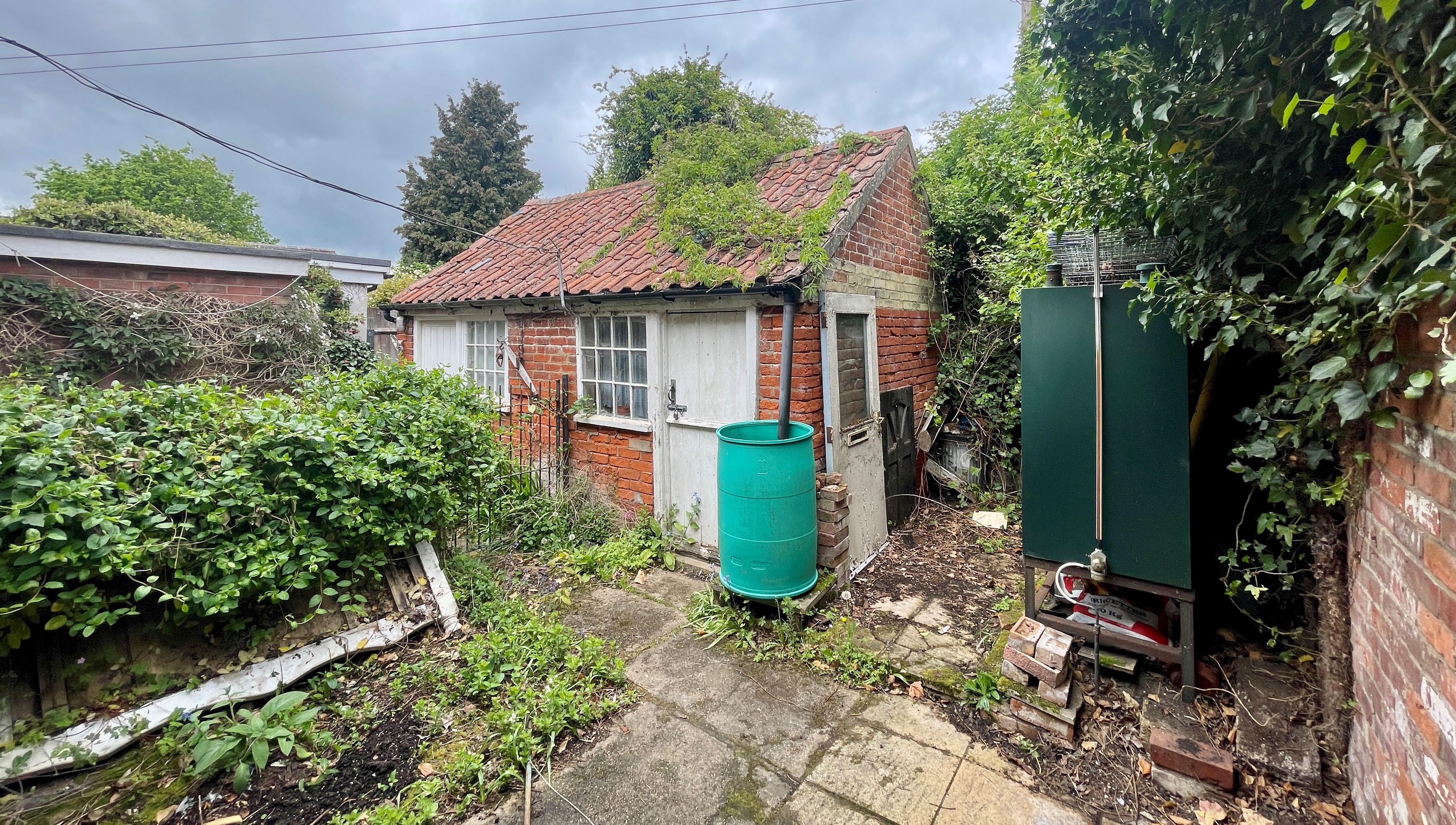 2 Post Office Road, Knodishall, Saxmundham, Suffolk, IP17 1UG