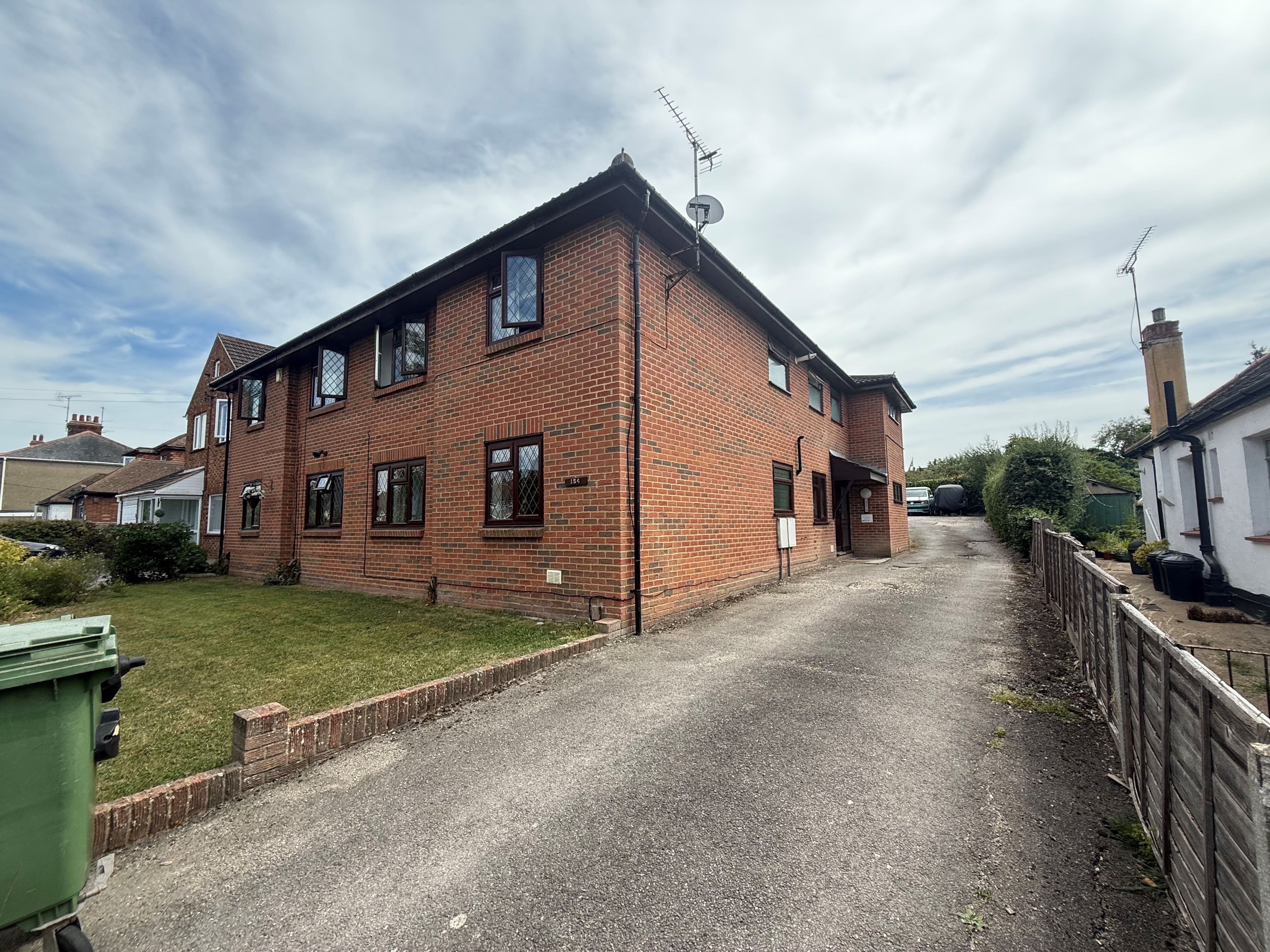 Flat 1, 154 Carlton Avenue, Westcliff-on-Sea, Essex, SS0 0QQ
