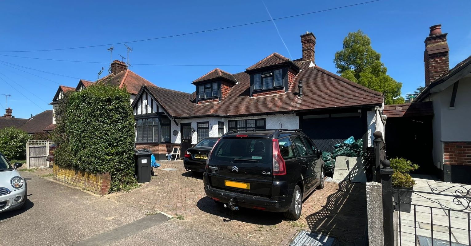 28 Mayfield Ave, Southend-on-Sea SS2 6NZ