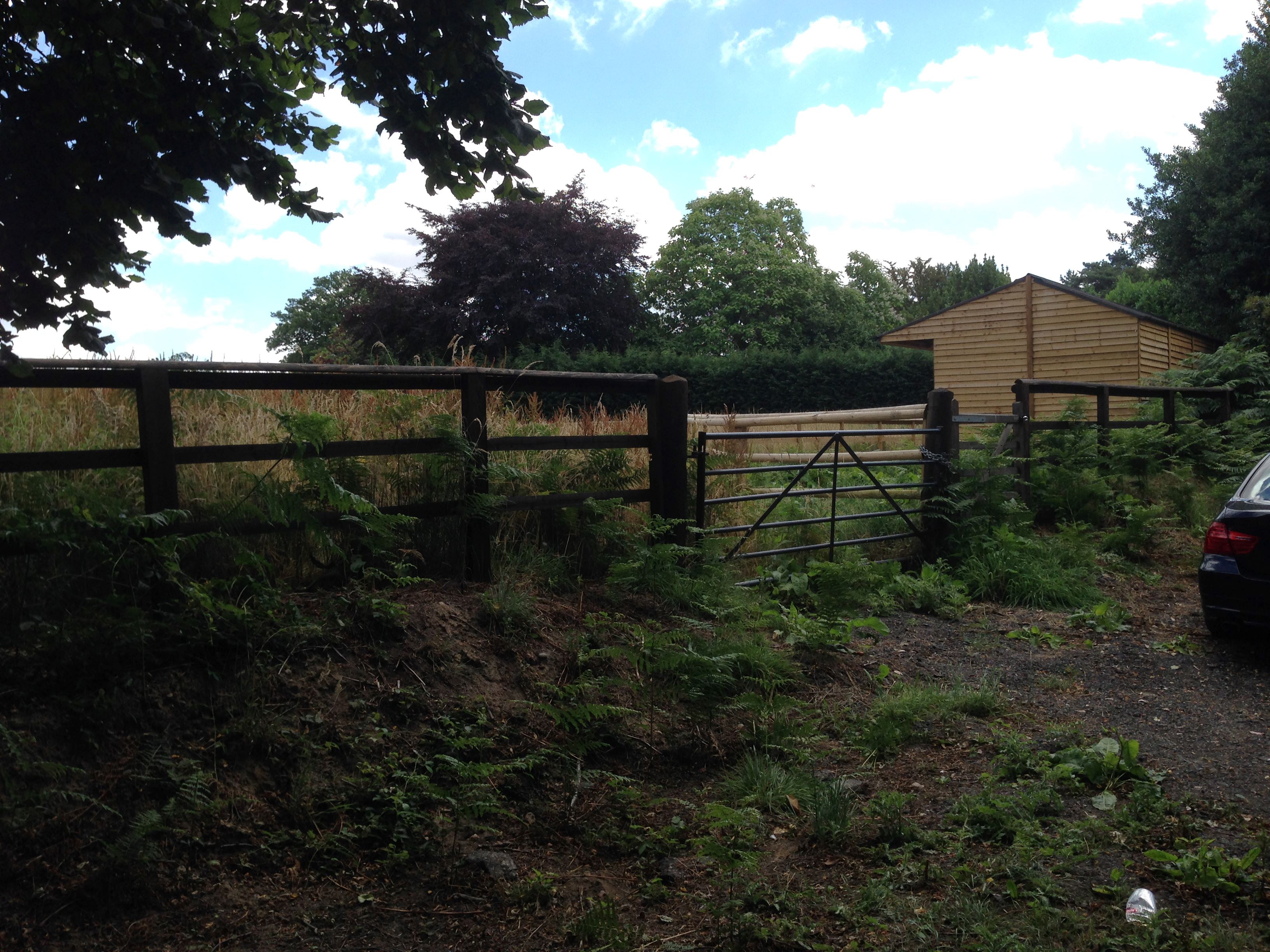 Land and Stables in, Crown Road, Kelvedon Hatch, Kelvedon Hatch, Brentwood, Essex, CM14 5TB