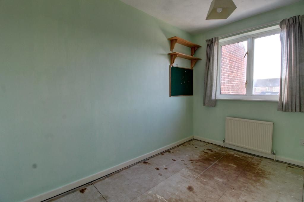 12 Todd Close, Aylesbury, Buckinghamshire, HP21 8EN