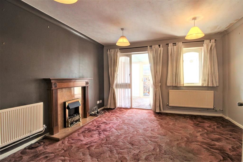 12 Todd Close, Aylesbury, Buckinghamshire, HP21 8EN