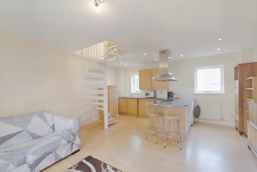 Melville Court, Croft Street, London, SE8 5DR - Online Properties